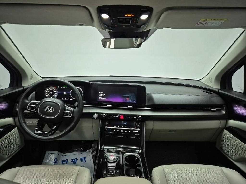 KIA Carnival - Vista 7