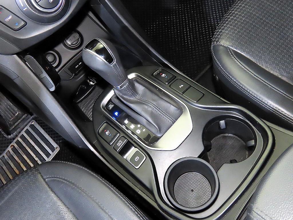 HYUNDAI Santa Fe - Vista 12