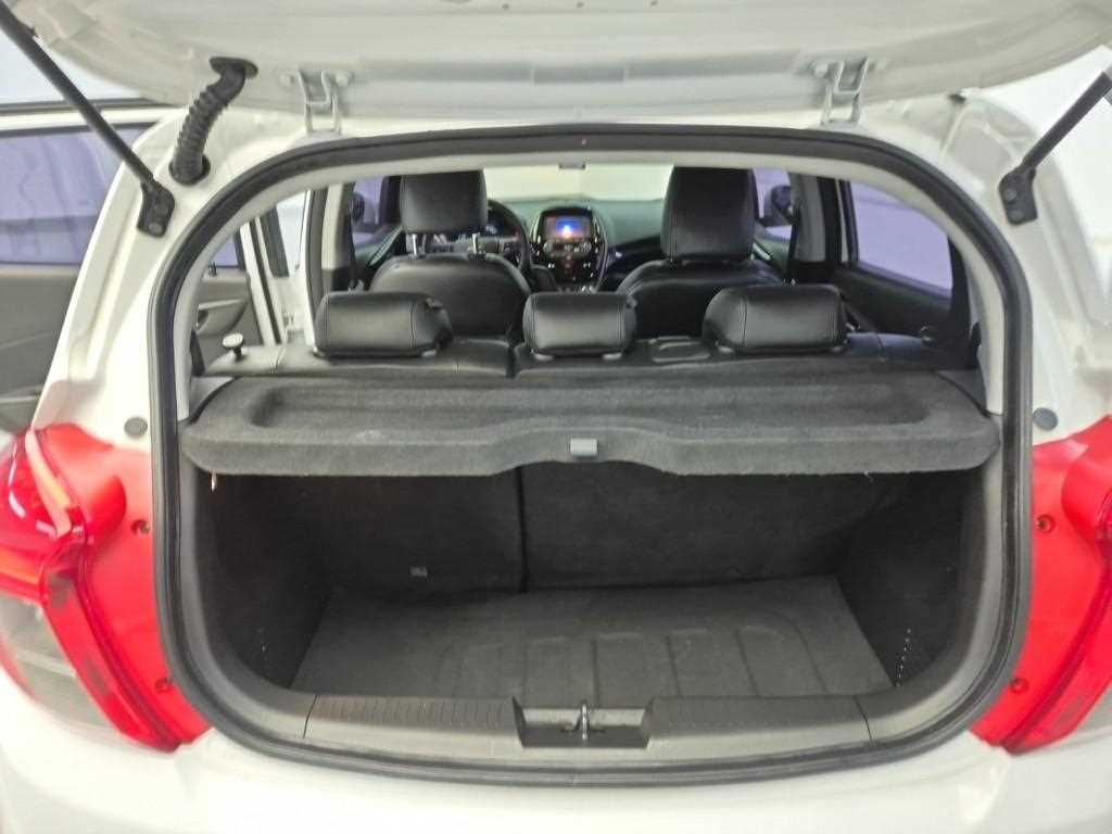 Chevrolet Spark 2019 Blanco - Importación desde Corea - HF Imports Iquique - Foto 18