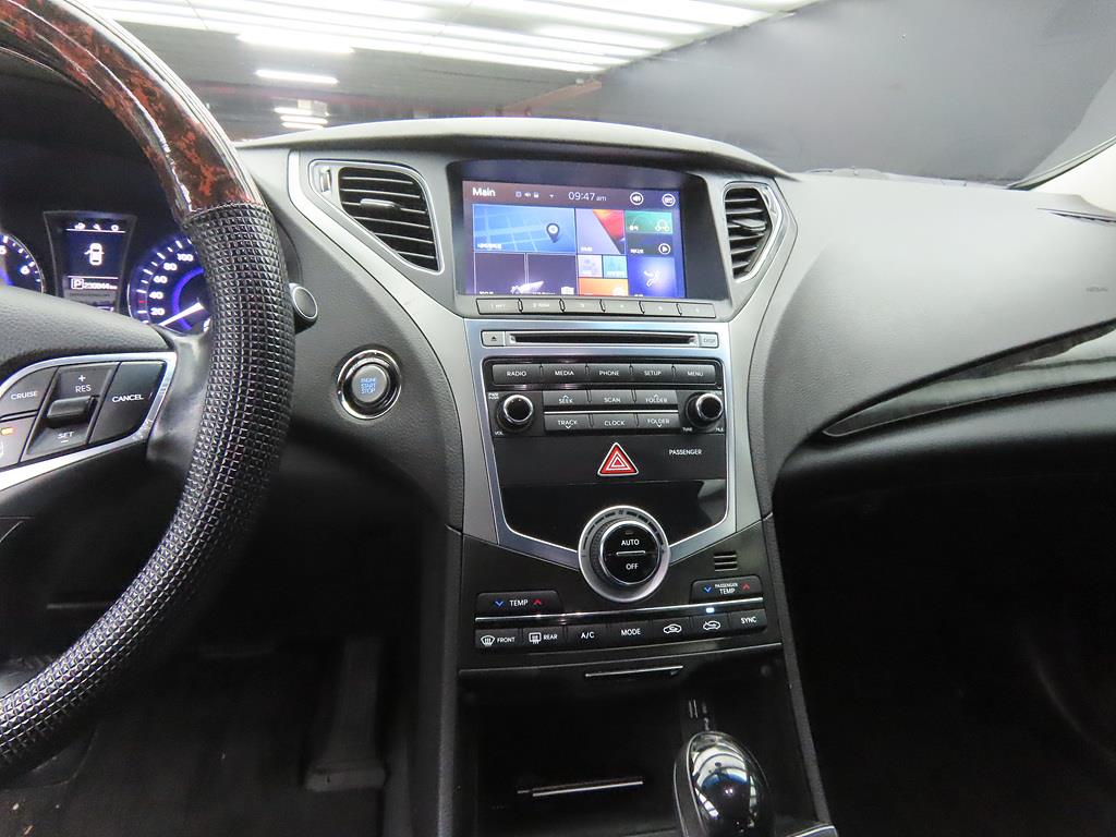 HYUNDAI Grandeur - Vista 10