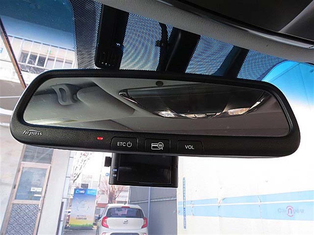 HYUNDAI Grandeur 2012 Blanco - Importación desde Corea - HF Imports Iquique - Foto 13