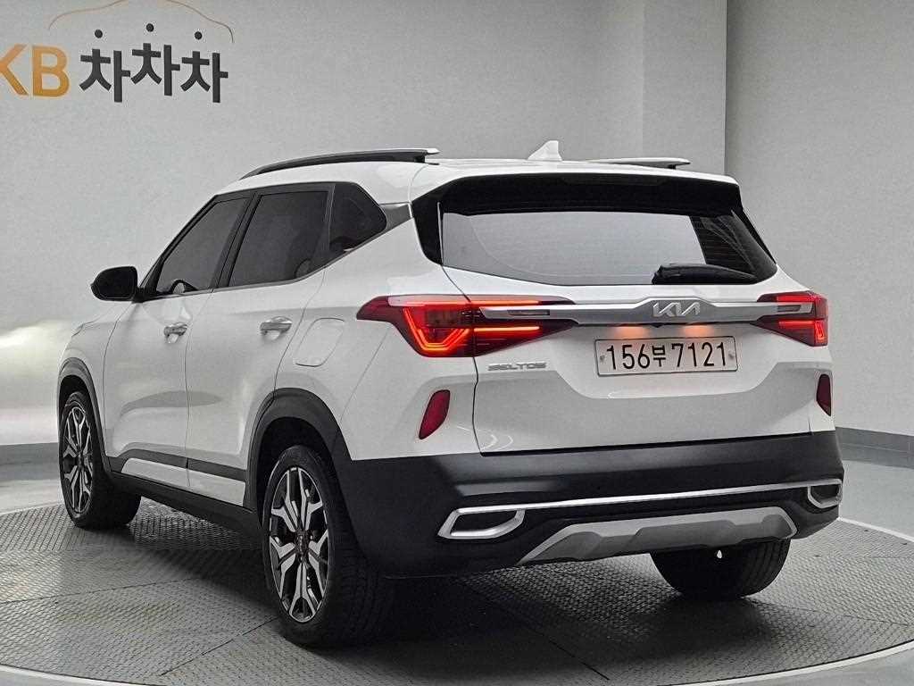 KIA Seltos - Vista 2