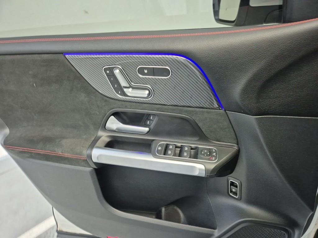 Mercedes Benz GLB Class 2023 Blanco - Importación desde Corea - HF Imports Iquique - Foto 19