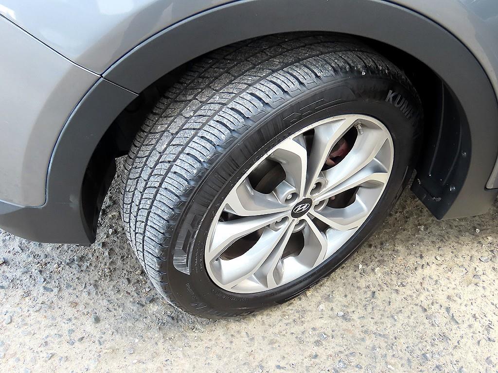 HYUNDAI Santa Fe 2015 Gris - Importación desde Corea - HF Imports Iquique - Foto 20