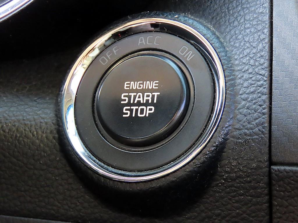 KIA K3 2014 Blanco - Importación desde Corea - HF Imports Iquique - Foto 17