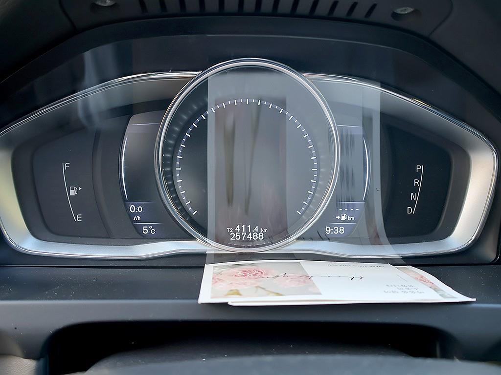 Volvo V60 2016 Negro - Importación desde Corea - HF Imports Iquique - Foto 7