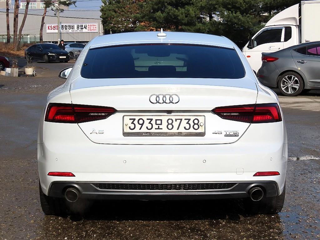 Audi A5 - Vista 4