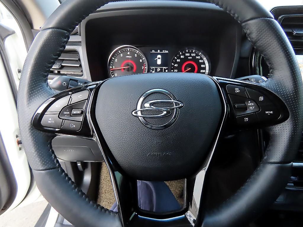 Ssangyong Tivoli - Vista 8