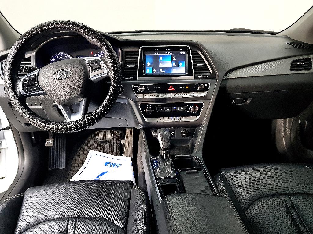 HYUNDAI Sonata - Vista 5