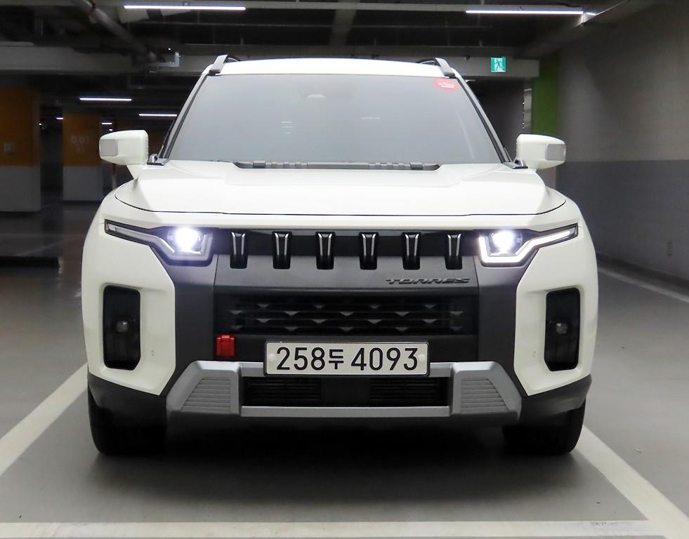 Ssangyong Torres 2023 Blanco - Importación desde Corea - HF Imports Iquique - Foto 1