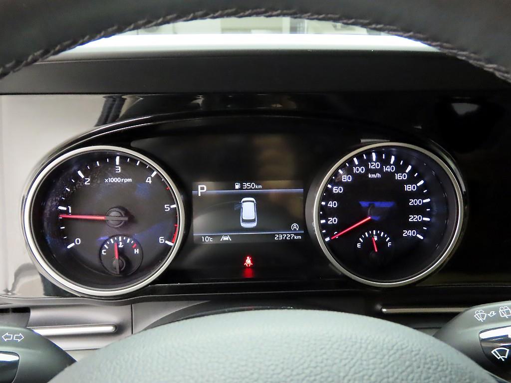 KIA Carnival - Vista 6