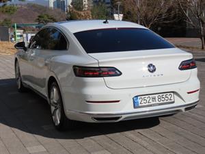Volkswagen Arteon - Vista 8