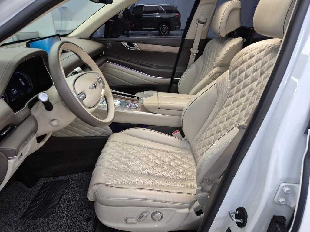 Genesis GV80 - Vista 11