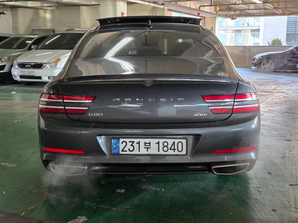 Genesis G80 - Vista 4