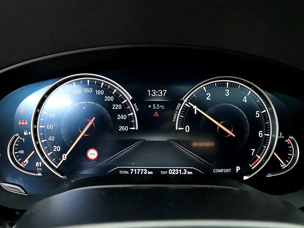 BMW 5 Series - Vista 11