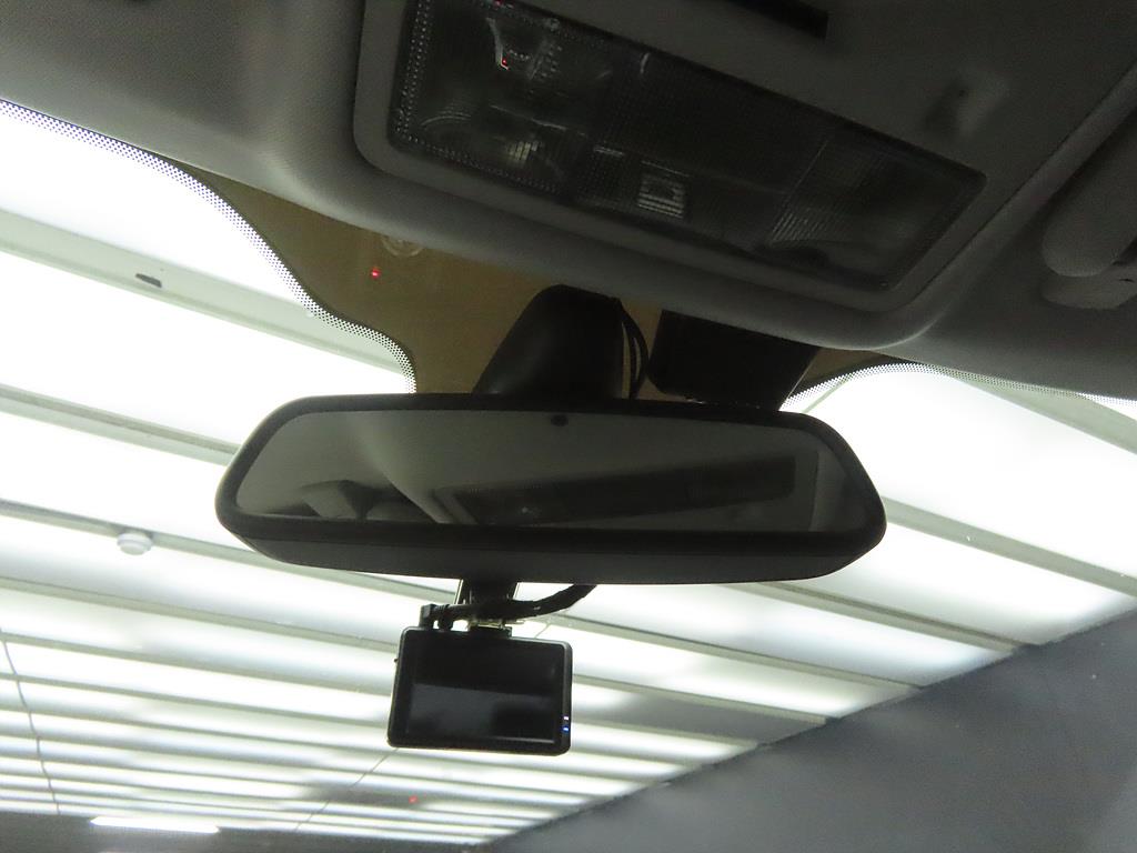 Jaguar XF - Vista 12