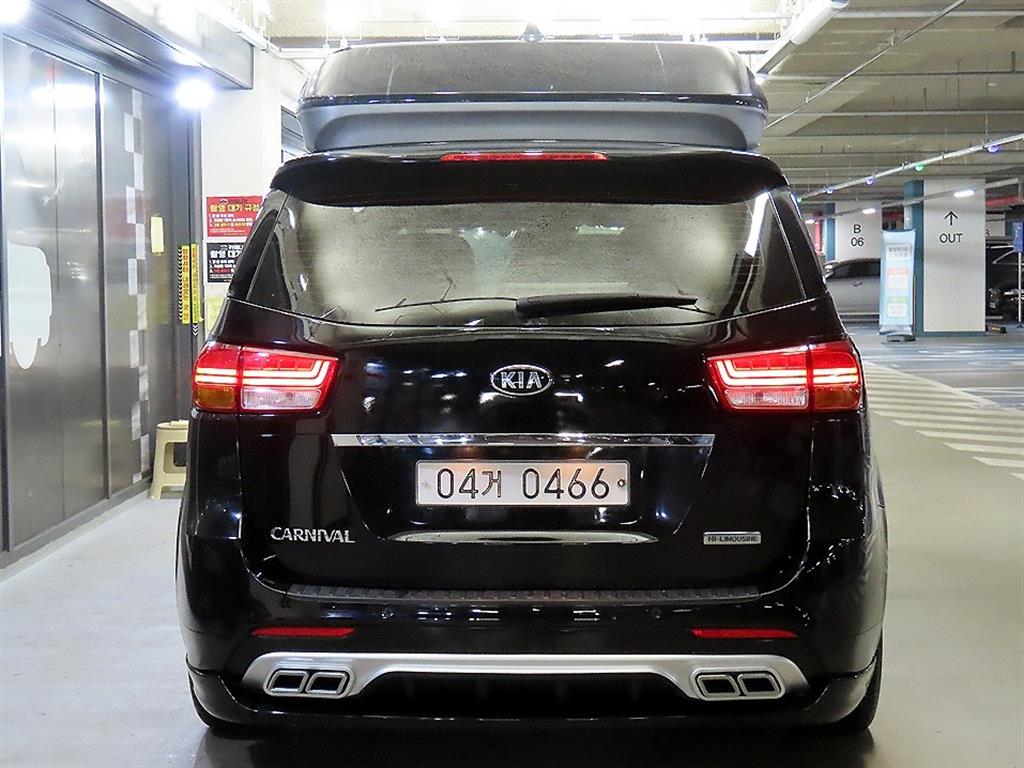KIA Carnival - Vista 5