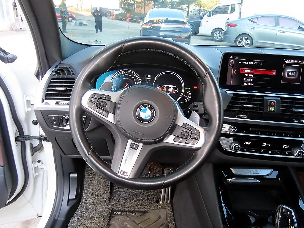 BMW X3 - Vista 8