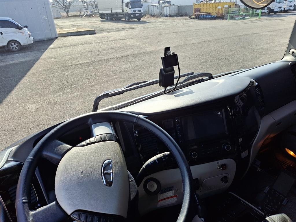 medium and large cargo truck 2023 Café - Importación desde Corea - HF Imports Iquique - Foto 17