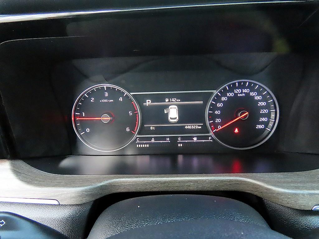 KIA Sorento - Vista 9