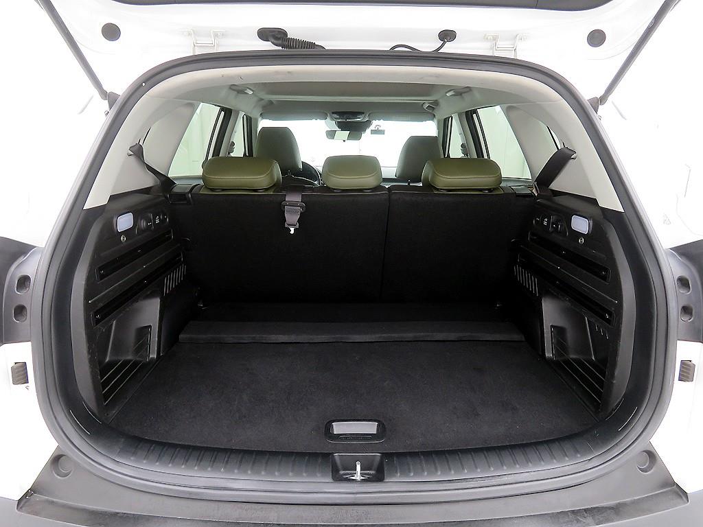 KIA Seltos - Vista 5