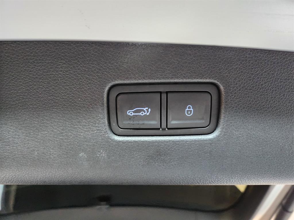 Genesis GV70 - Vista 6