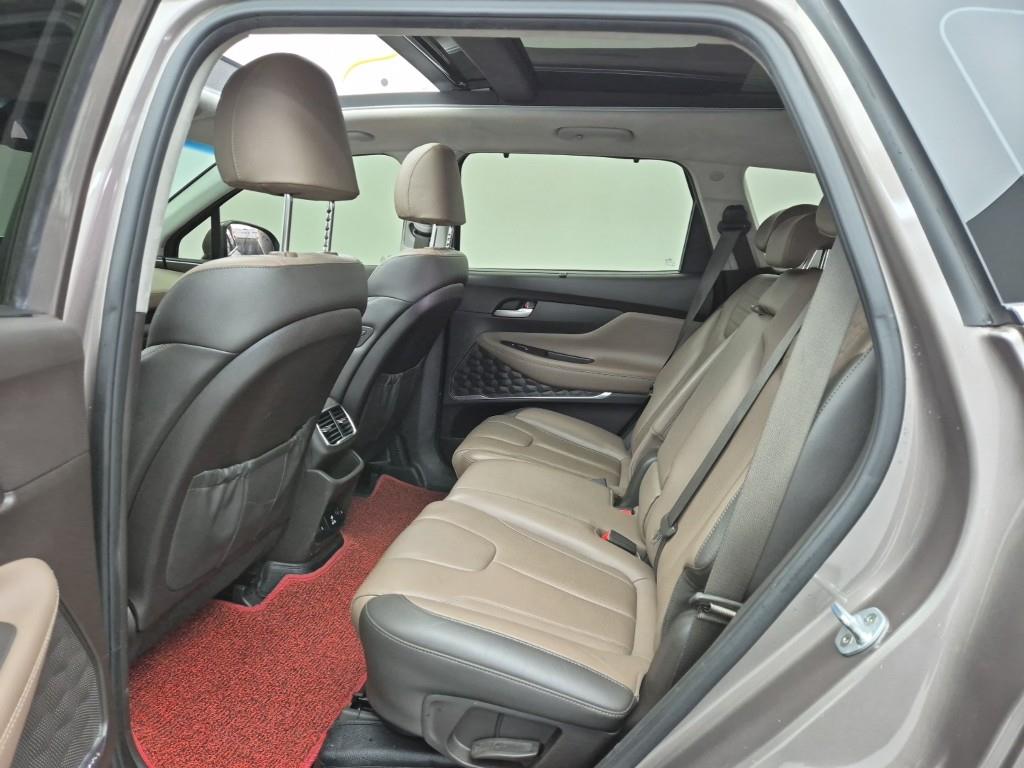 HYUNDAI Santa Fe - Vista 12