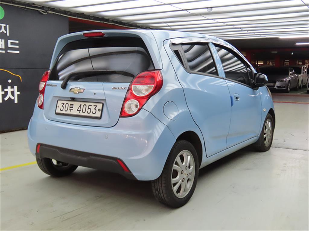 Chevrolet Spark - Vista 4