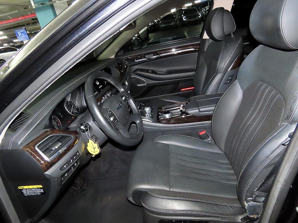 Genesis G90 - Vista 6