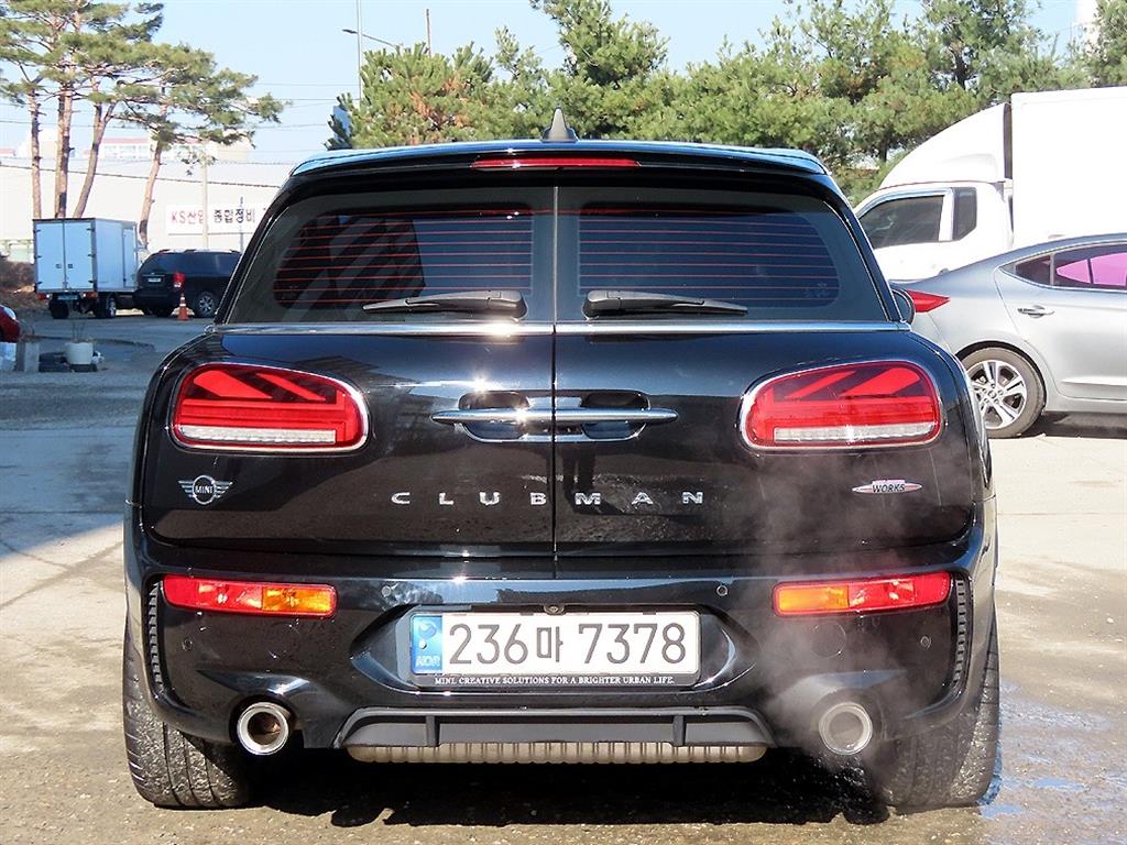 Mini Clubman - Vista 4