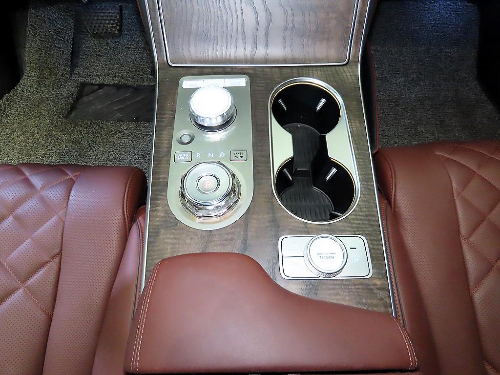 Genesis GV80 - Vista 12