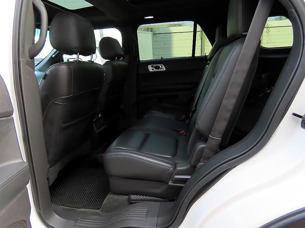 Ford Explorer - Vista 6