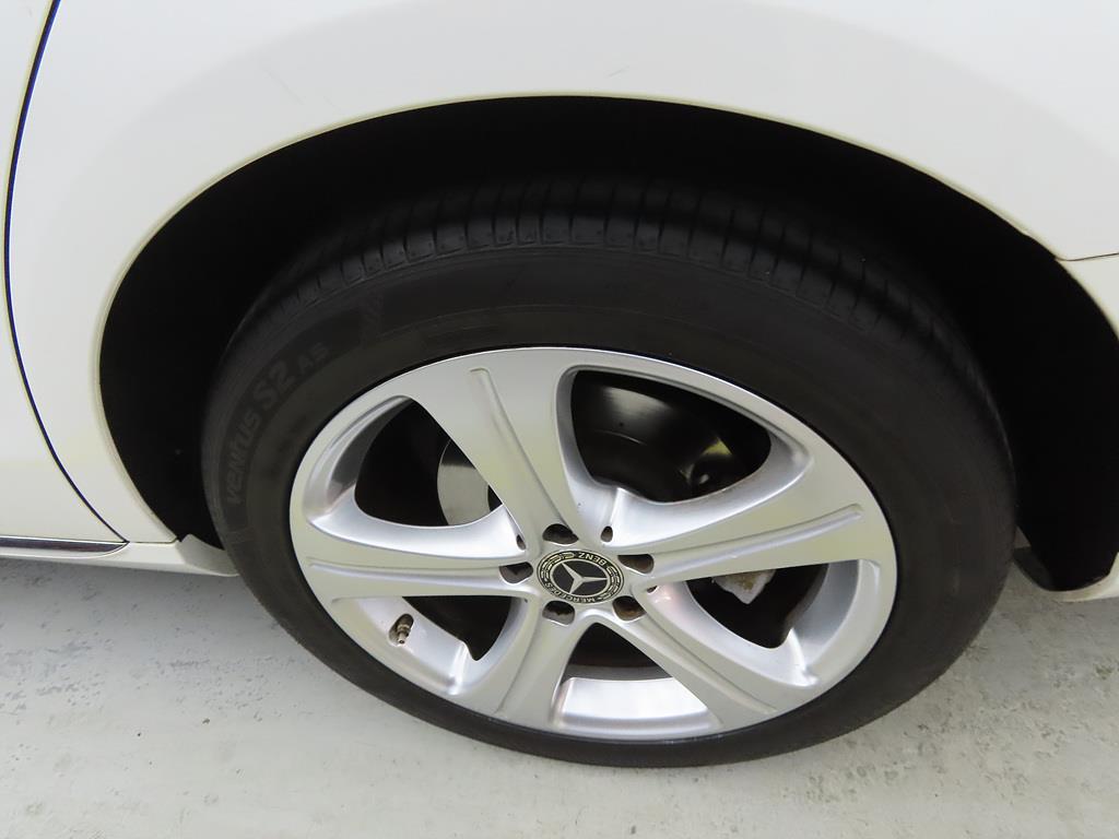 Mercedes Benz E class 2018 Blanco - Importación desde Corea - HF Imports Iquique - Foto 20