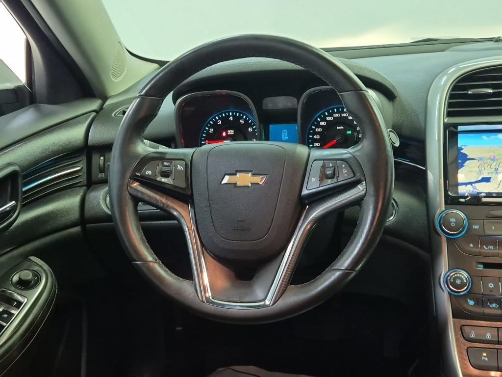 Chevrolet Malibu - Vista 9