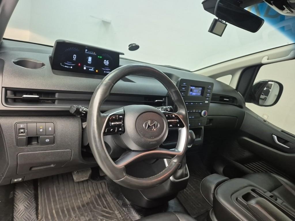 HYUNDAI Staria - Vista 7
