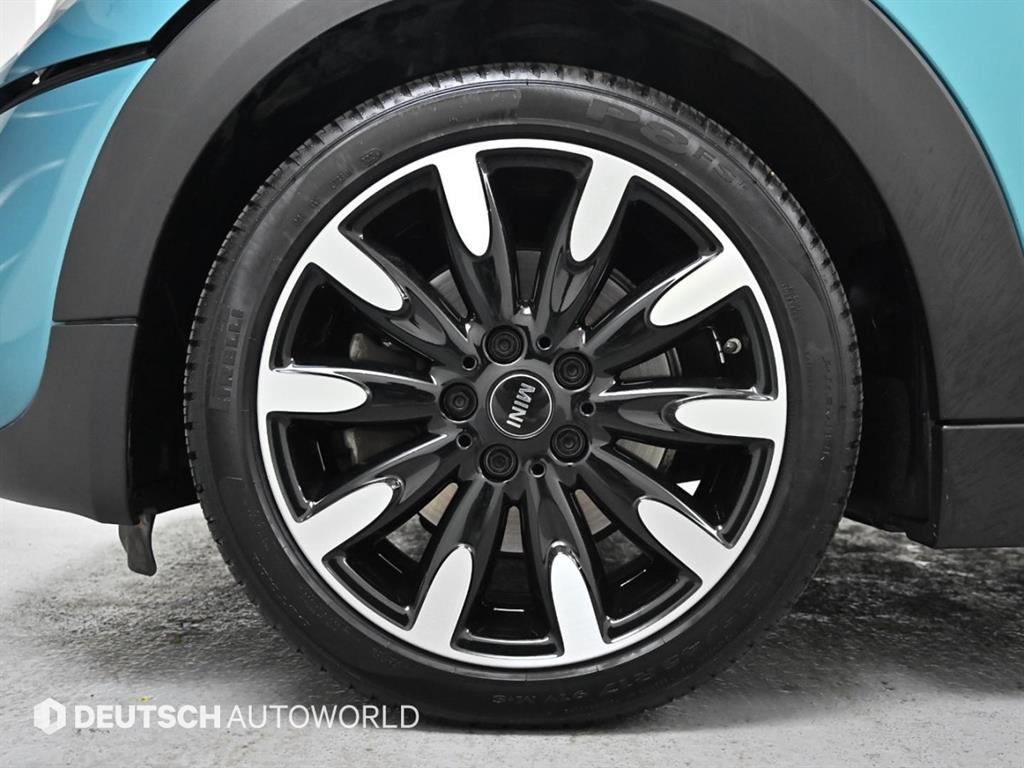 Mini Cooper Convertible - Vista 5