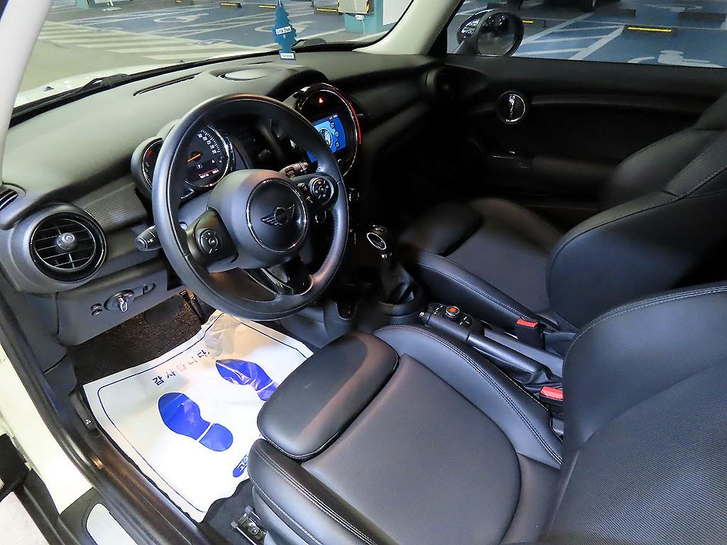 Mini Cooper - Vista 10