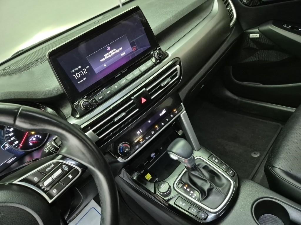 KIA Seltos - Vista 9