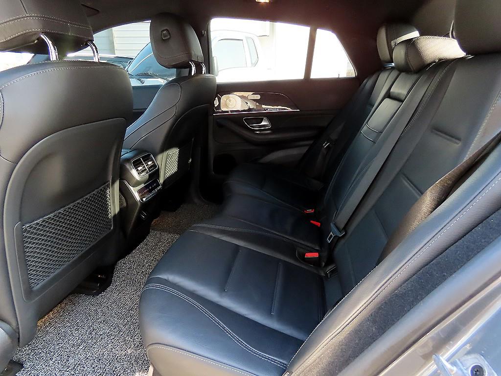 Mercedes Benz GLE Class - Vista 6