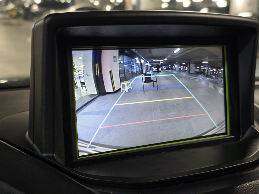 Ssangyong Korando - Vista 9