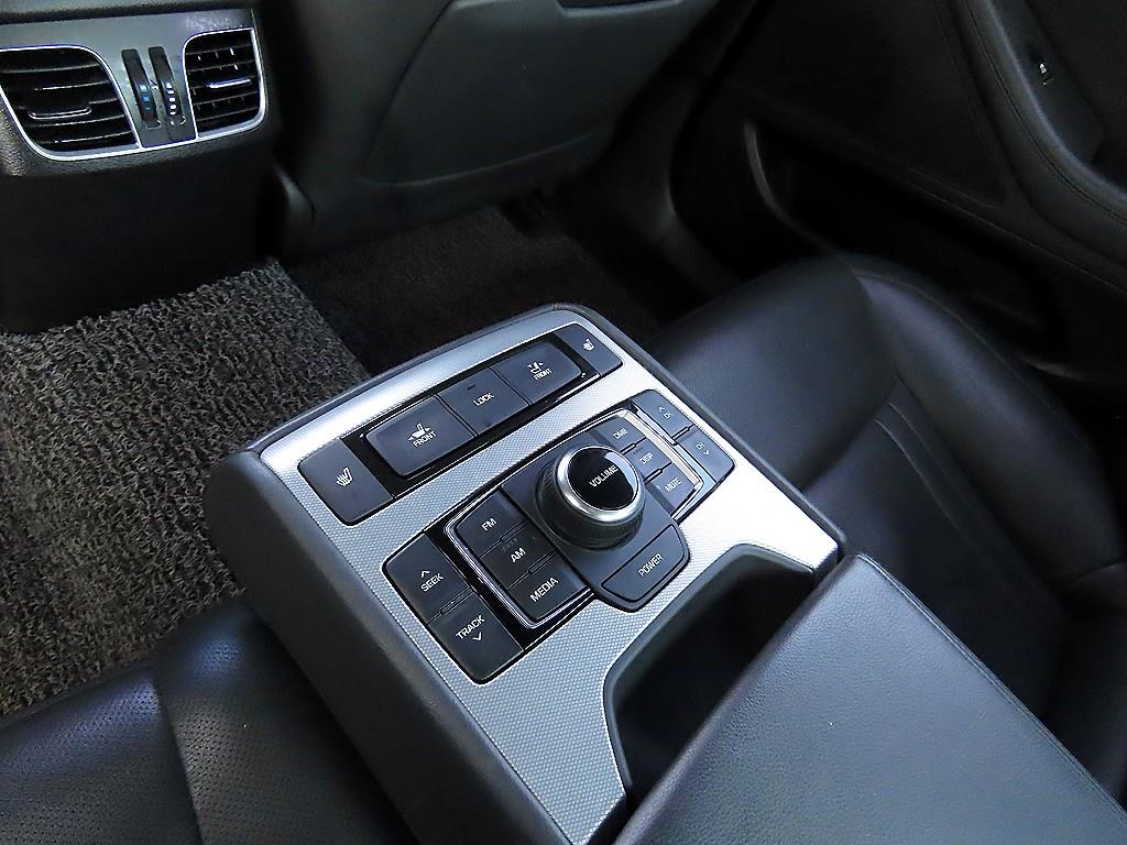 Genesis G80 2017 Negro - Importación desde Corea - HF Imports Iquique - Foto 15