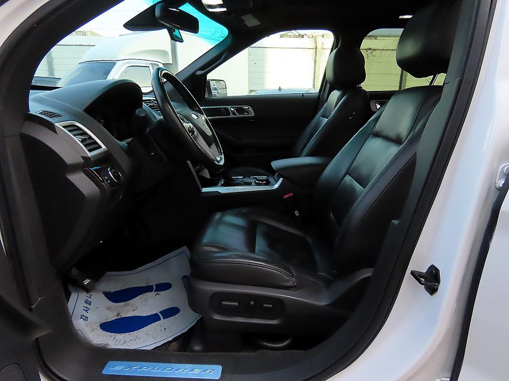 Ford Explorer - Vista 5