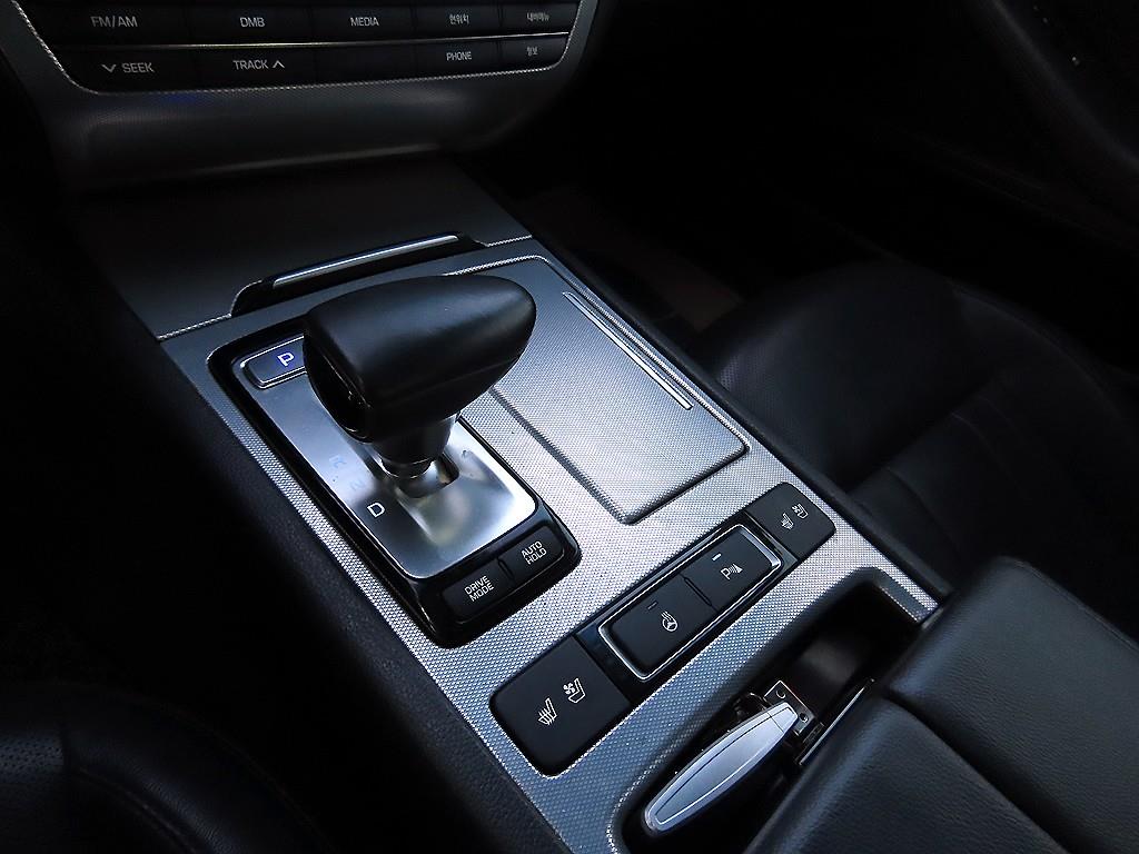 Genesis G80 - Vista 8