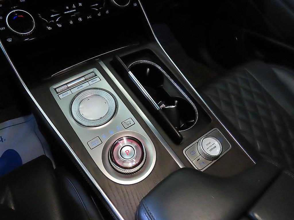 Genesis GV80 - Vista 12