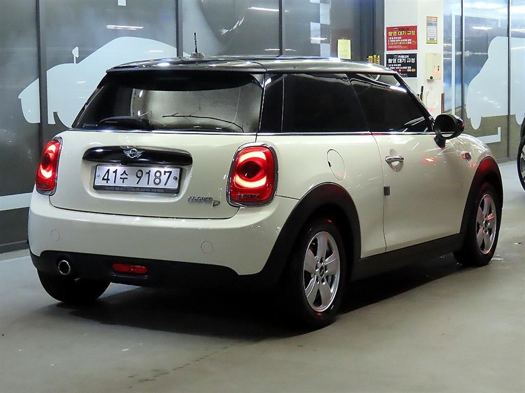 Mini Cooper - Vista 4