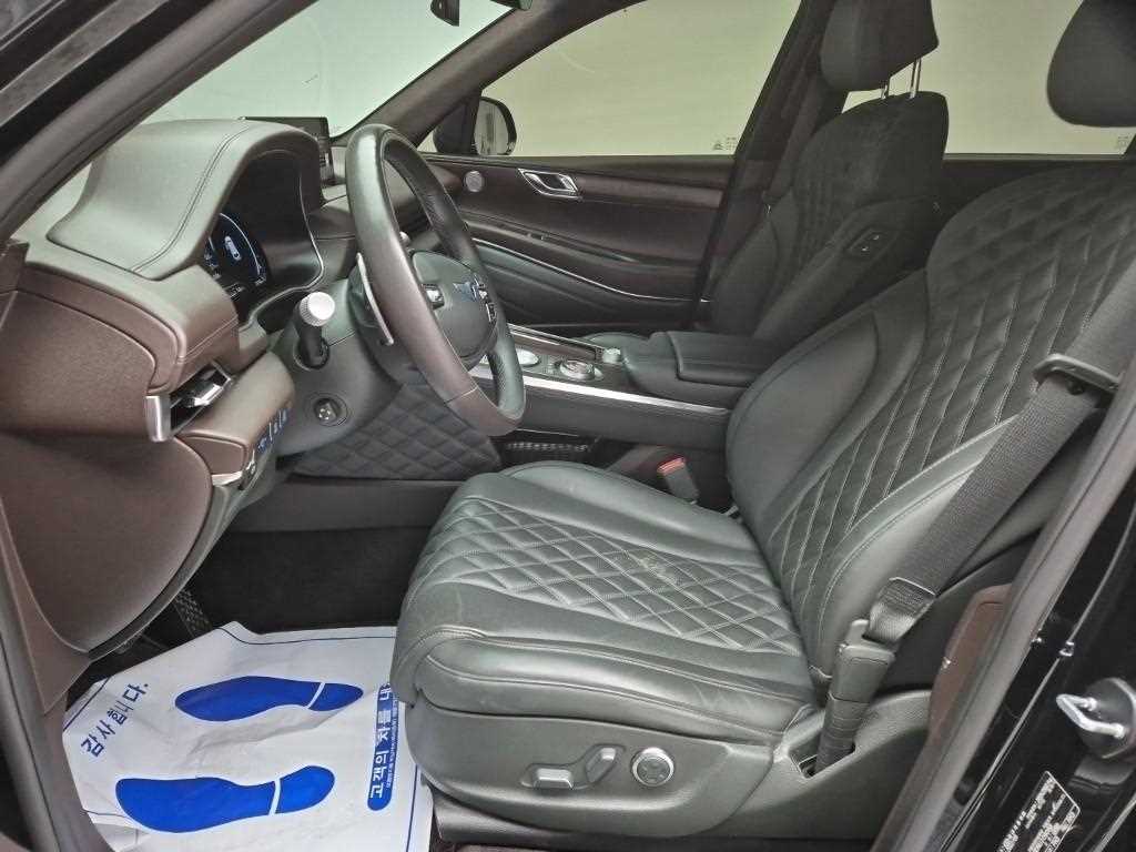 Genesis GV80 - Vista 11