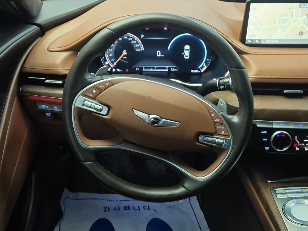 Genesis G80 - Vista 9