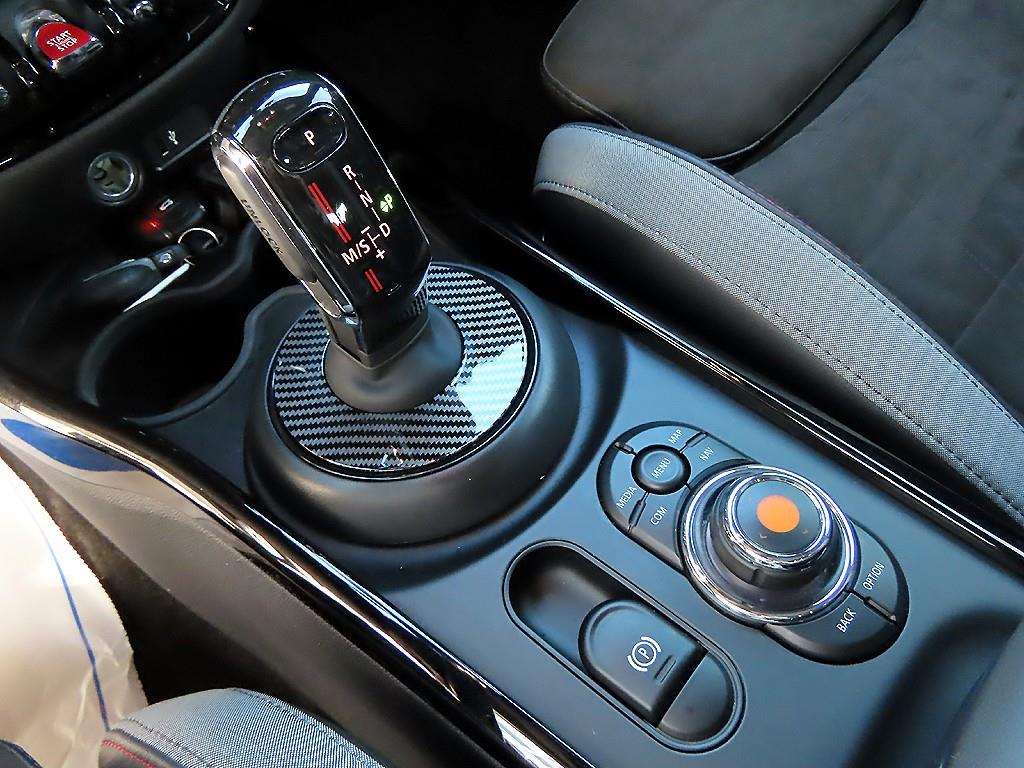 Mini Clubman - Vista 11