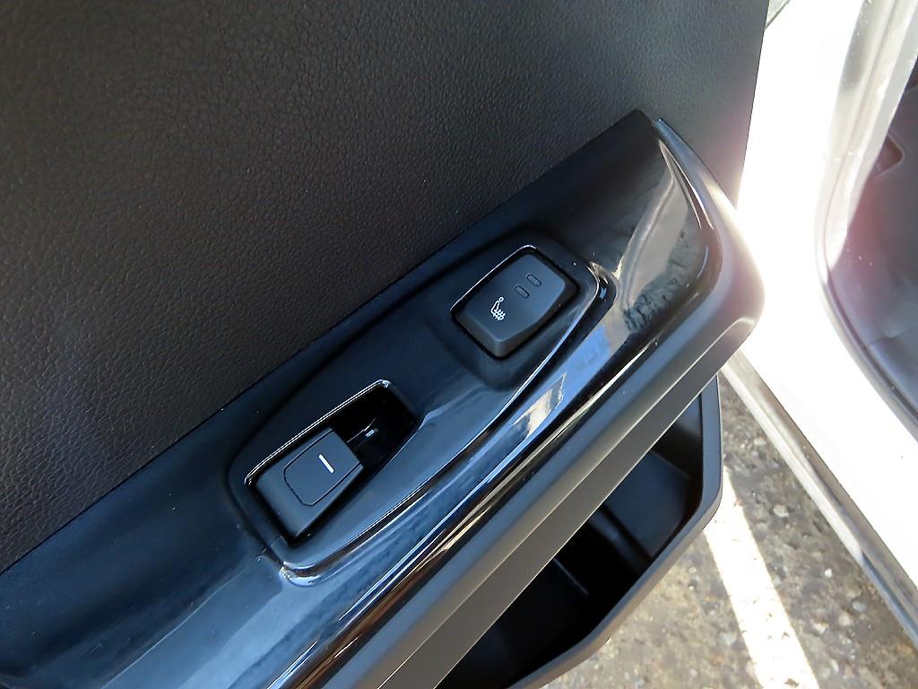 Ssangyong Torres 2023 Blanco - Importación desde Corea - HF Imports Iquique - Foto 17