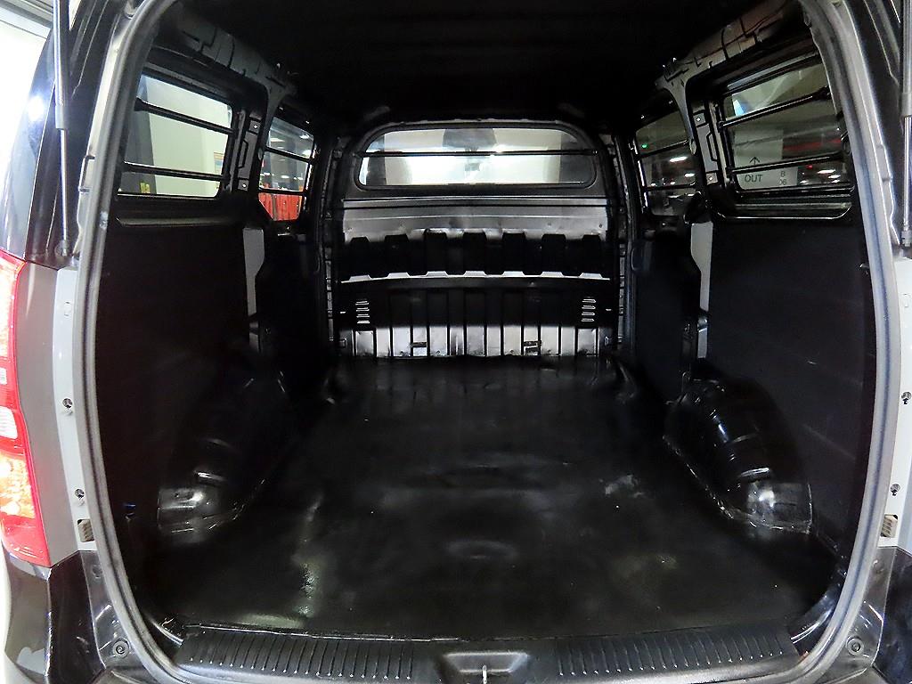 HYUNDAI Starex 2017 Negro - Importación desde Corea - HF Imports Iquique - Foto 17